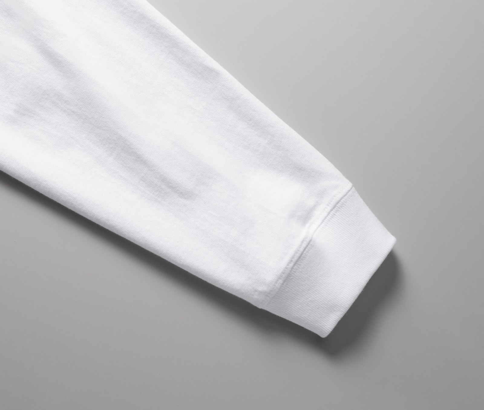 5.6オンス ビッグシルエット ロングスリーブ Tシャツ（1.8インチリブ）