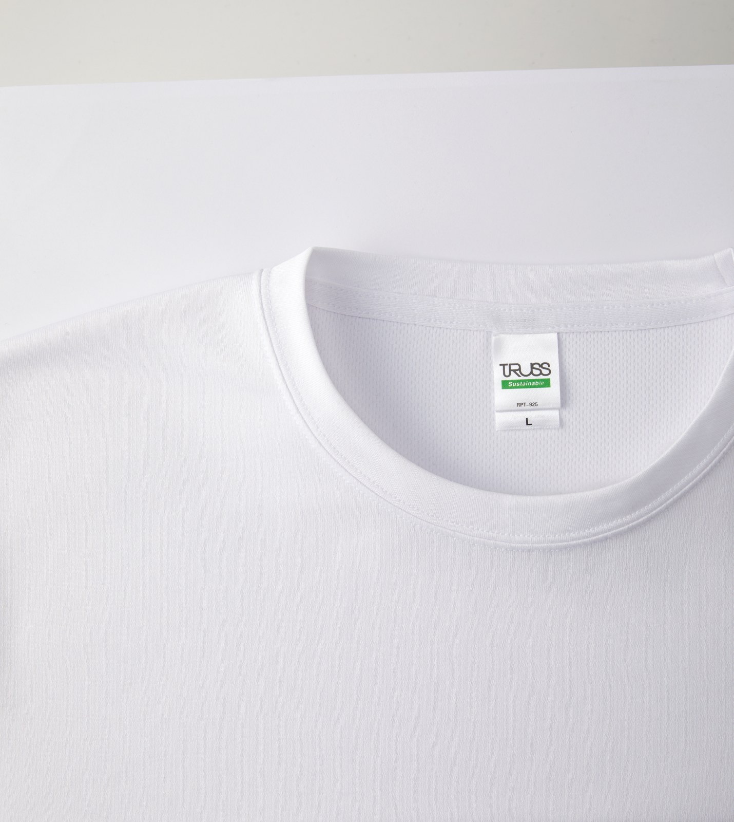 リサイクルポリエステルTシャツ